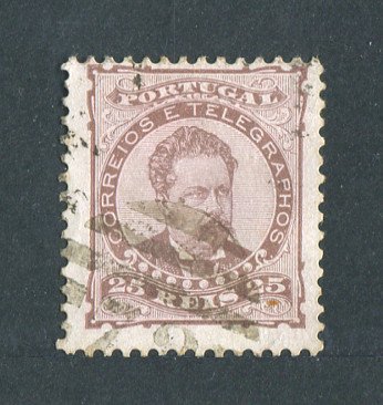 1882/83 - Afinsa nº 57. D. Luis I de frente. Selo de 25 reis usado. Papel porcelana, denteado 11 1/2. Em boas condições.