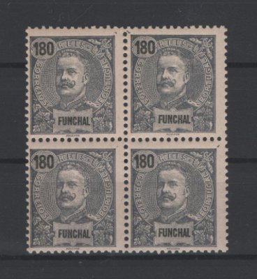 1898 - Afinsa nº 34. D. Carlos I. Selos de 180 reis EM QUADRA. Novos SEM CHARNEIRA (**) e com goma original. Em boas condições.