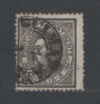 1880/81 - Afinsa nº 52. D. Luis I, de perfil. Selo de 5 reis usado. Papel liso, denteado 12 1/2. CARIMBO DE GUIMARÃES. Tem o denteado irregular.