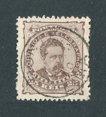 1882/83 - Afinsa nº 57d. D. Luis I de frente. Selo de 25 reis usado. Papel liso, denteado 12 1/2. CARIMBO DE PONTE DE LIMA. Em boas condições.