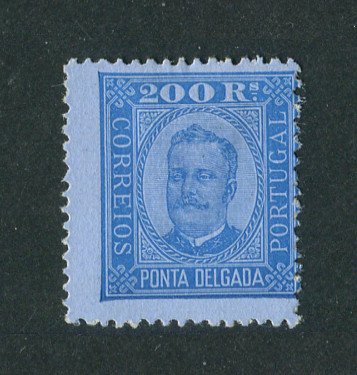 1892 - Afinsa nº11. D. Carlos I. Selo de 200 reis novo, SEM GOMA. Ligeiramente descentrado mas em boas condições.