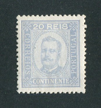 1892 - Afinsa nº 75. D. Carlos I. Selo de 20 reis NOVO, COM CHARNEIRA (*) e goma original. Papel porcelana, denteado 12 1/2. Em boas condições.