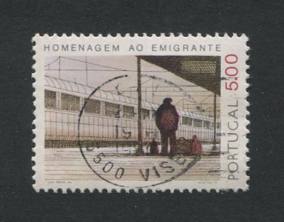 1979 - Afinsa nº 1415a. Emigrantes. Selo de 5$00 usado. TARJA FOSFORESCENTE SOBRE A PALAVRA "PORTUGAL". Em boas condições.