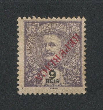 1914 - Afinsa nº 276. D. Carlos I com sobrecarga local REPUBLICA. Selo de 9 reis novo sem goma. SOBRECARGA INVERTIDA. Em boas condições.