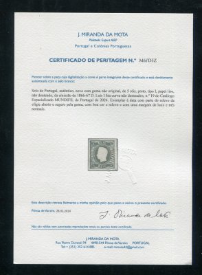 1866/7 - Afinsa nº 19 (novo). D. Luís I, fita curva. Selo de 5 reis NOVO com goma NÃO original (regomado). Boas margens mas apresenta o cunho ligeiramente aberto. Com CERTIFICADO DE PERITAGEM (CERTIFICATE). EXEMPLAR DE 2ª ESCOLHA.
