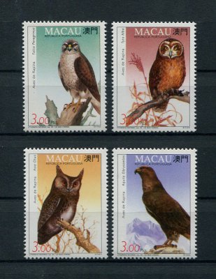 1993 - Afinsa nº 701/704. Aves de Rapina. Série completa nova SEM CHARNEIRA (**) e com goma original. ISOLADOS (ser ser em tira). Em boas condições.