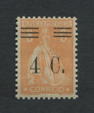 1928 - Afinsa nº 451k. Ceres com sobretaxa. Selo de 4c/8c novo SEM CHARNEIRA (**) e com goma original. SOBRECARGA/BARRAS TIPO XI. Em boas condições.