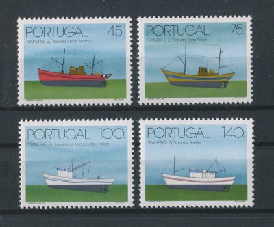 1994 - Afinsa nº 2235/2238. Traineiras da Costa Portuguesa (2º grupo). Série nova sem charneira. Goma Original. Em boas condições.