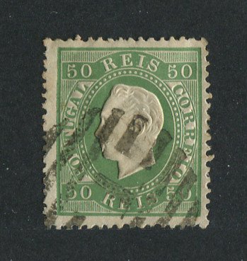 1870/6 - Afinsa nº 41C. D. Luís I, fita direita.Selo de 50 reis usado. Papel liso, denteado 13 1/2. Pequena transparência.