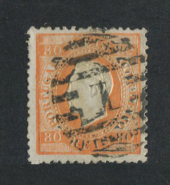 1870/6 - Afinsa nº 42. D. Luis I, fita direita. Selo de 80 reis usado. Papel liso, denteado 12 1/2. Em boas condições.