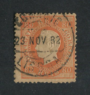 1870/6 - Afinsa nº 42. D. Luis I, fita direita.Selo de 80 reis usado. Papel liso, denteado 12 1/2. Apresenta transparências.