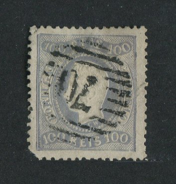 1867/70 - Afinsa nº 33. D. Luís I, fita curva denteado.Selo de 100 reis usado. Carimbo nº 70 - Penafiel (1ª Reforma). Apresenta um canto curto.