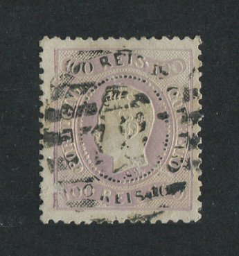 1867/70 - Afinsa nº 33. D. Luís I, fita curva denteado.Selo de 100 reis usado. Pequena transparência.
