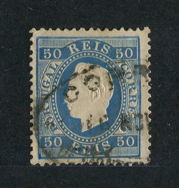 1879/80 - Afinsa nº 50. D. Luis I fita direita, novas cores. Selo de 50 reis usado. AZUL. Papel liso, denteado 12 1/2. Em boas condições.