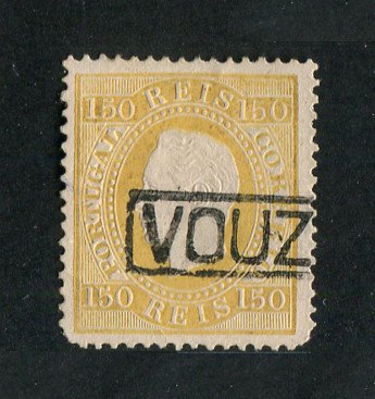 1879/80 - Afinsa nº 51E. D. Luis I fita direita, novas cores.Selo 150 reis usado. AMARELO. Papel porcelana, denteado 13 1/2. Com Carimbo NOMINATIVO de Vouzela. Pequeno vinco e cantos curtos.
