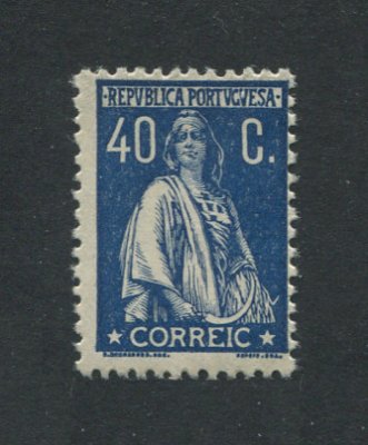 1923 - Afinsa nº 256a. Ceres. Selo de 40c novo, COM CHARNEIRA (*) e goma original. Papel liso, denteado 12x11 1/2. ERRO "CORREIC". Em boas condições.