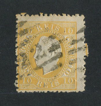 1870/6 - Afinsa nº 37. D. Luis I, fita direita. Selo de 10 reis usado. Papel liso, denteado 12 1/2. Carimbo nº 22 - Grândola (2ª Reforma). Em boas condições.
